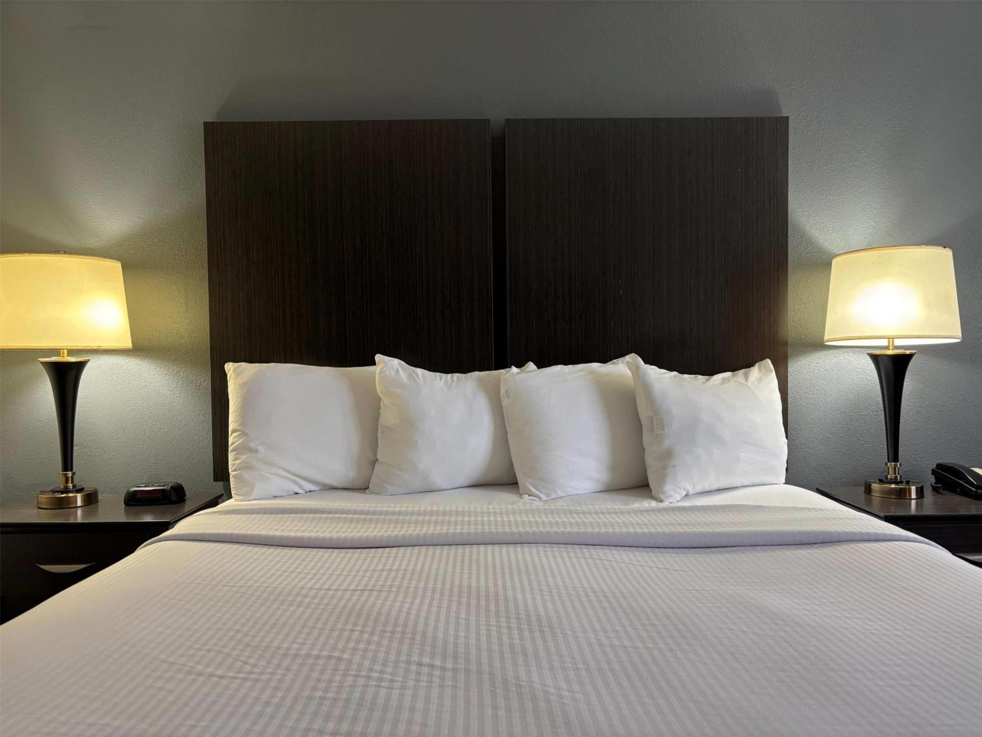 Baymont By Wyndham Chester Il Εξωτερικό φωτογραφία